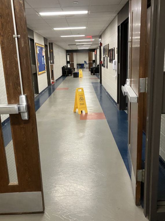Spurk C building bucket burden